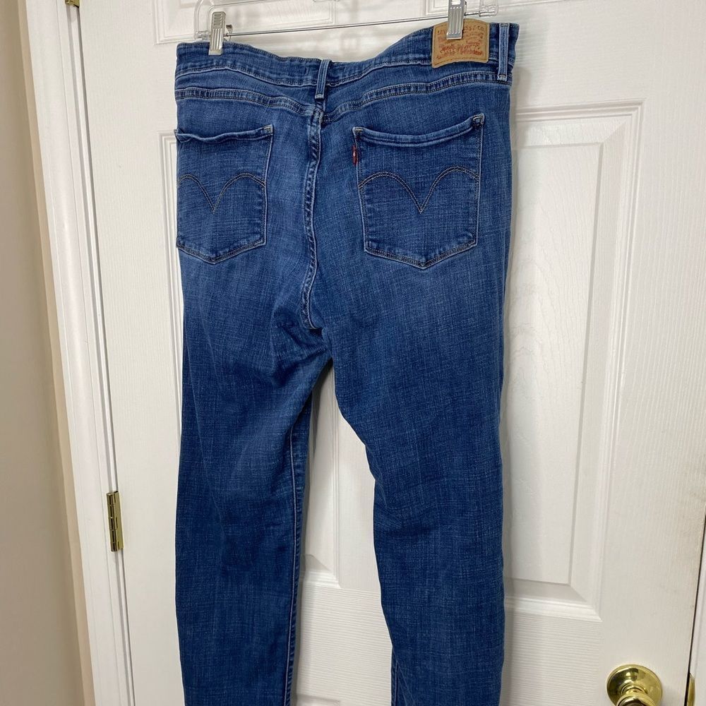 Levi’s mid rise skinny blue jeans, size 18 - Picture 9 of 11